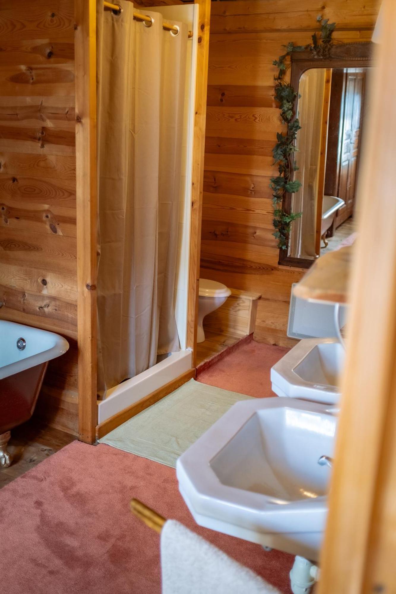 Le Flambeau Bed & Breakfast Le Bouchet-Saint-Nicolas Eksteriør bilde